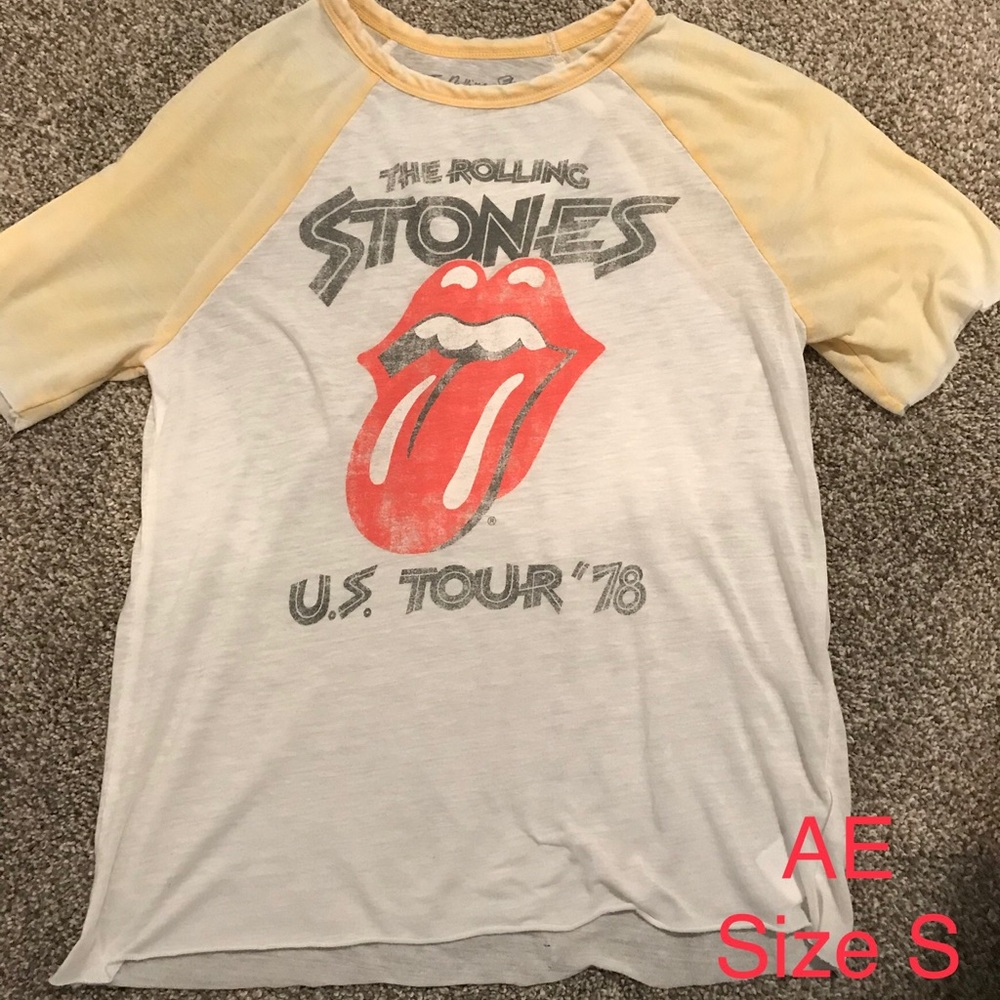 American Eagle T-shirt